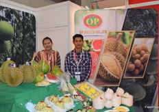 Mr Paibgon Wongehotsa Thij and Mrs Ubolwan Wongehotsathit were presenting OP FRUIT CO., LTD. The company supplies a variety of Thai fruits including durian, coconuts and mangoes.